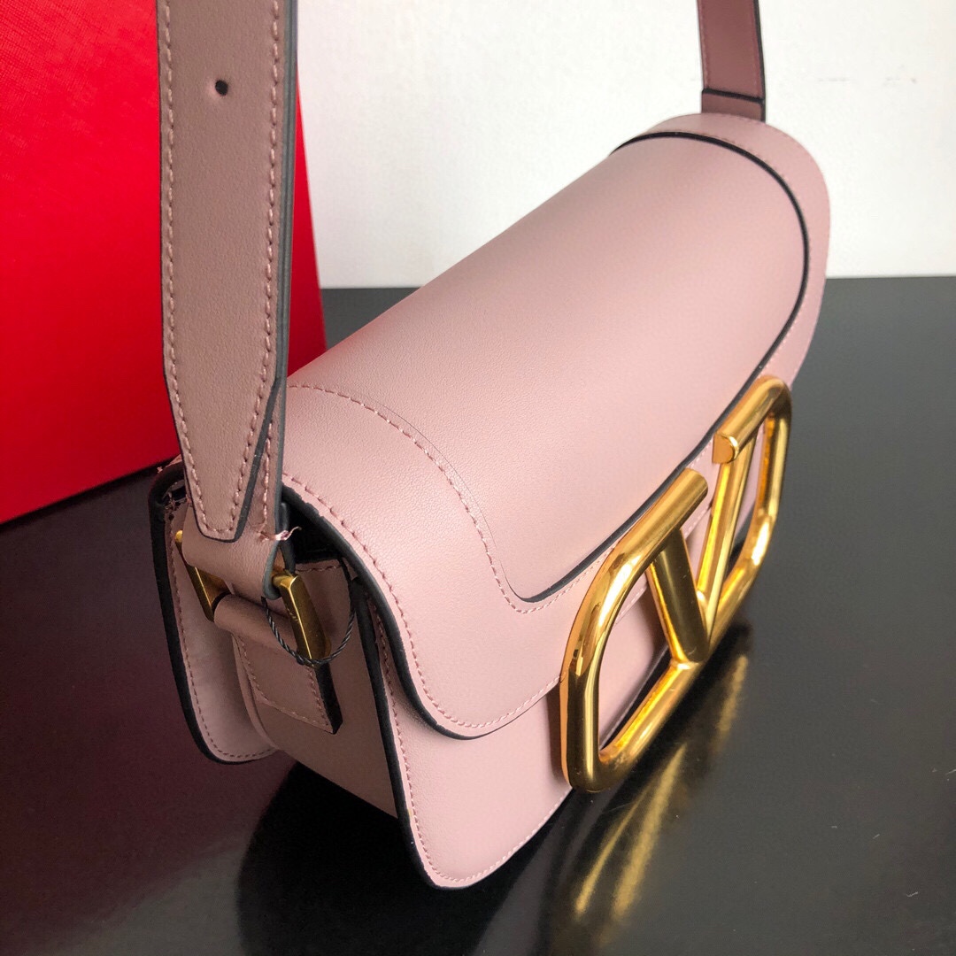 大号20136#Valentino2021 早春走秀款Valentino Garavani MAXI 2