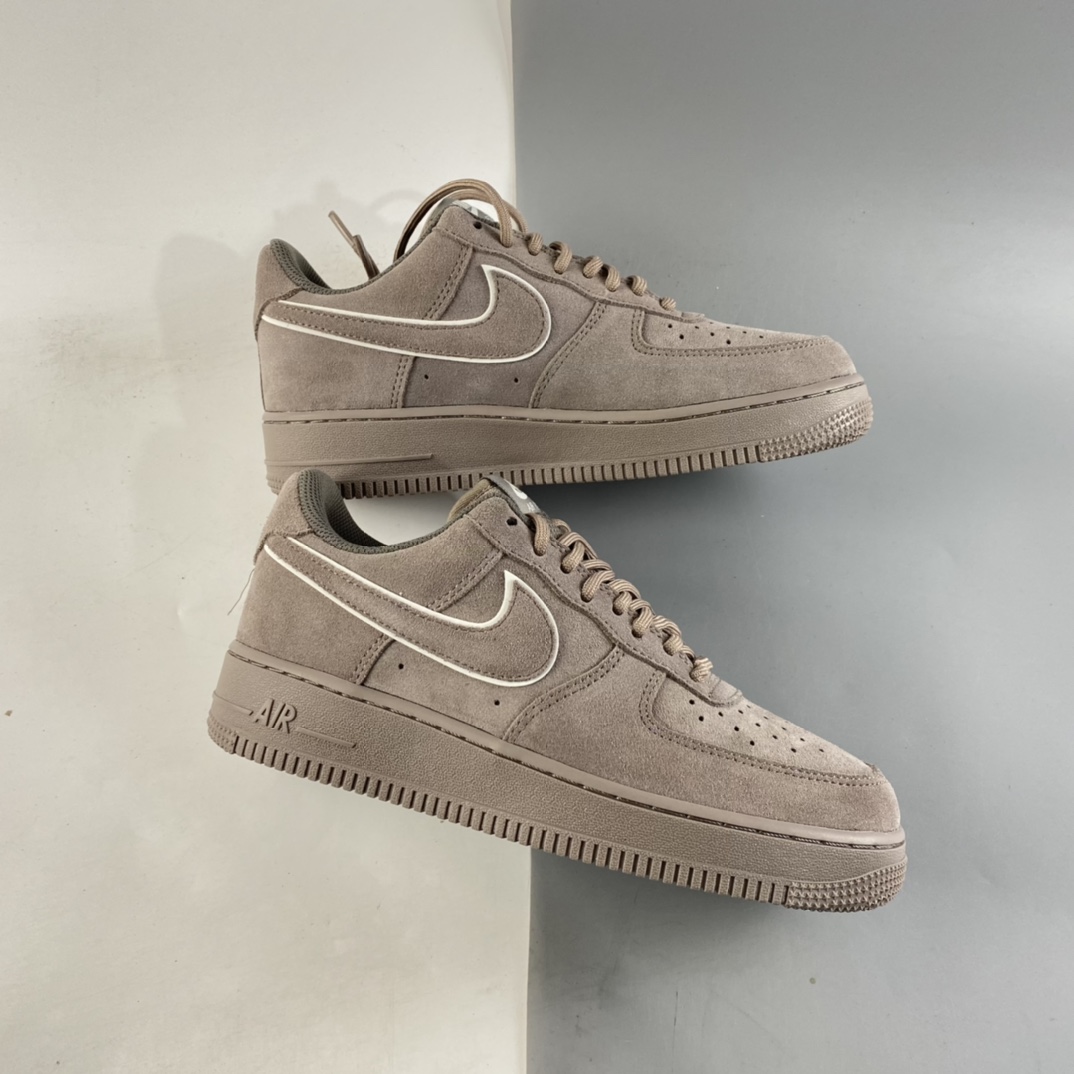 P200  NIKE Air Force 1’07 Low 空军一号低帮休闲板鞋 AA1117-201