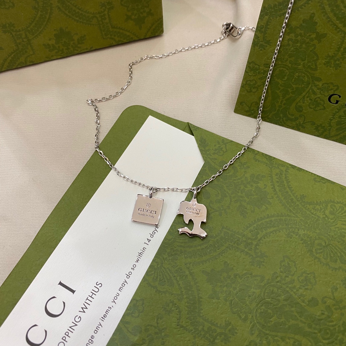 NO:102316,GUCCI Gucci 925 sterling silver classic square palm tree pendant necklace size 42cm cross chain, Gucci necklace, gucci, gucci, necklace, pure silver19860909GUCCI古驰925纯银经典方牌棕榈树吊坠项链 尺寸42cm十字链,古驰项链,gucci,gucci,necklace,pure silver,Jewelry