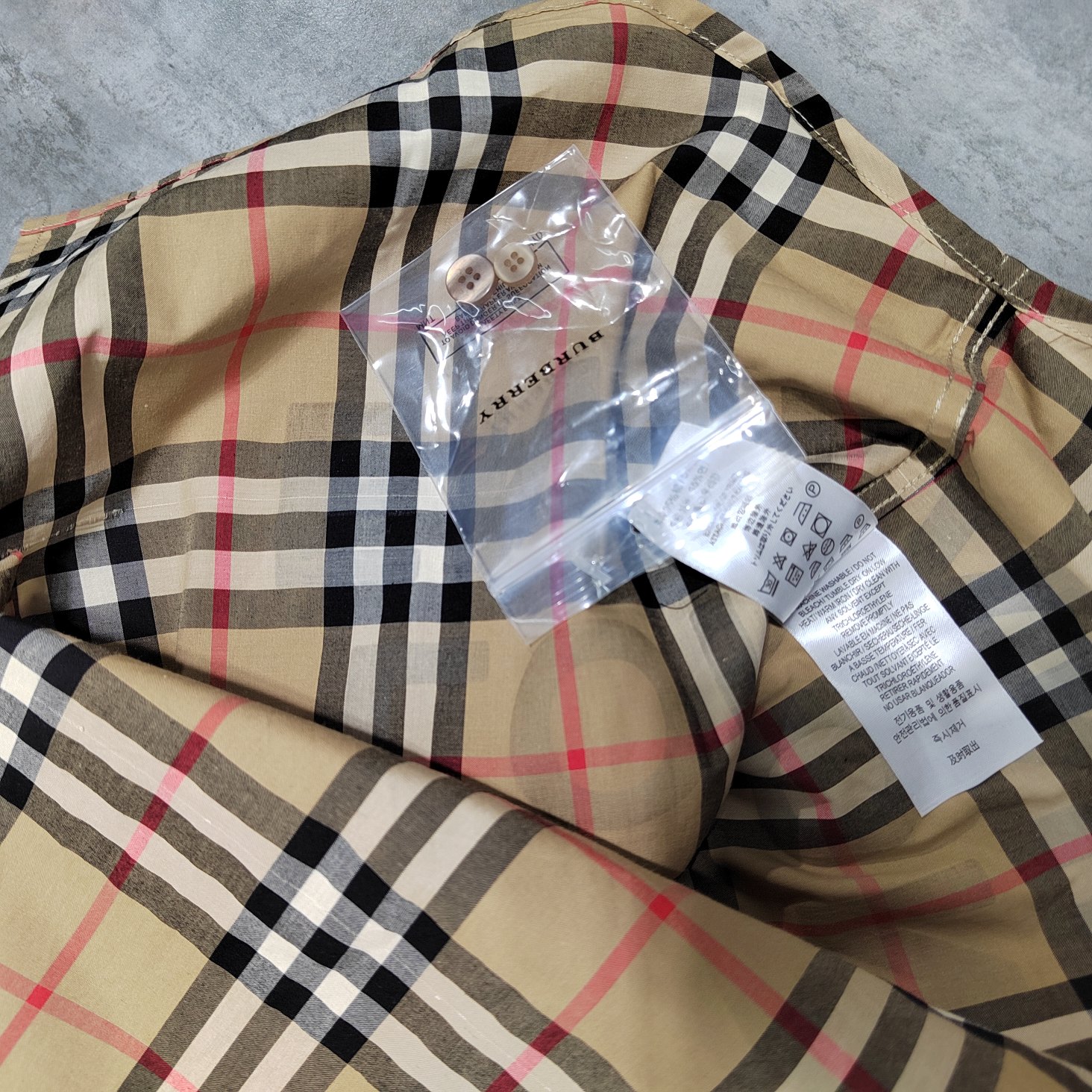 BBR黑字母印花小格府绸棉衬衫,码数S-XXL 8