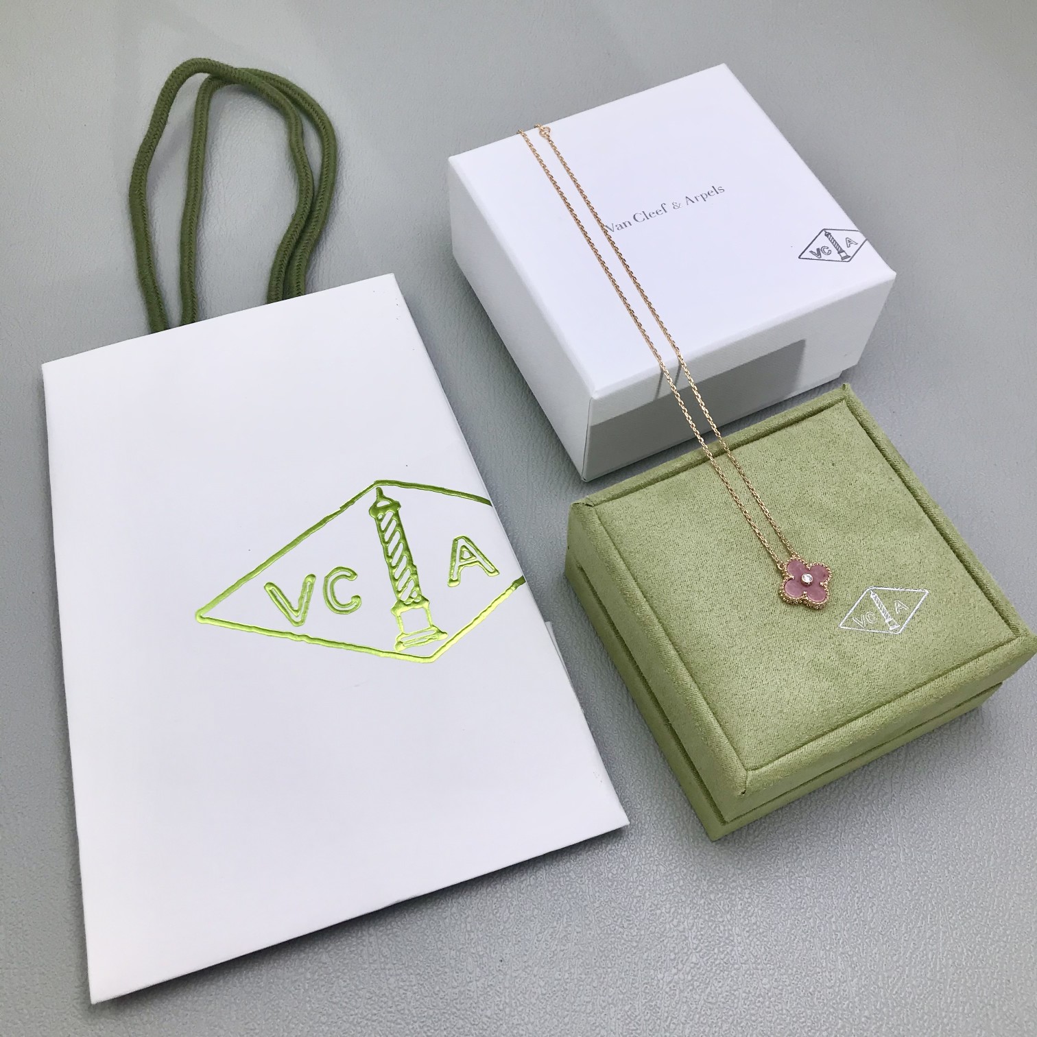 Van Cleef & Arpels vca蔷薇石带钻四叶草项链 限量款