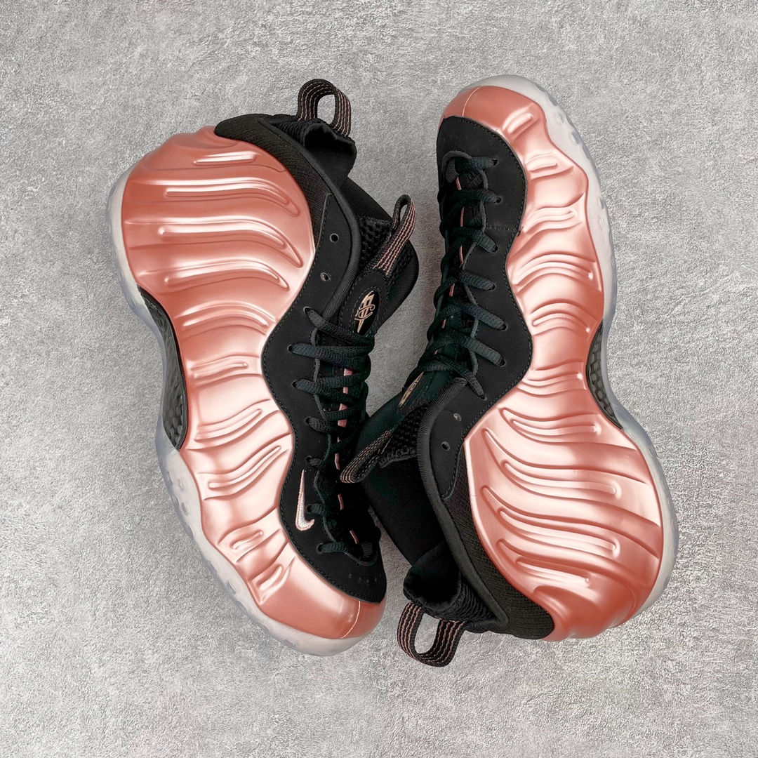 图片[3]-💰440 NK Air Foamposite One 新粉喷 莞产原底面 公司渠道同模具 鞋型发泡360度无死角 双层Zoom气垫植入 中底完美注胶 搭载原厂碳纤维材质 诞生于1997年的NK Air Foamposite系列可以说是整个球鞋历史上最为经典的系列之一 也就是我们常说的“喷”和“泡” 其中“喷”由Foamposite One代言人Penny的英文音译而来 而“泡”则来源于另一款鞋型 Foamposite Pro中\”pro\”的音译 在诞生初期 由于高昂的造价以及超前的外形 Foamposite系列的反对者不在少数 甚至有人认为这款鞋会毁掉整个球鞋行业 但事实证明这双灵感来自于甲虫 自带“黑科技”鞋面以及双层Zoom+大块碳板的太空球鞋不仅受到了大众的接受与追捧 并且成功的影响了篮球鞋的发展 SIZE：38.5 39 40 40.5 41 42 42.5 43 44 44.5 45 46 编码：by5936010-运动鞋