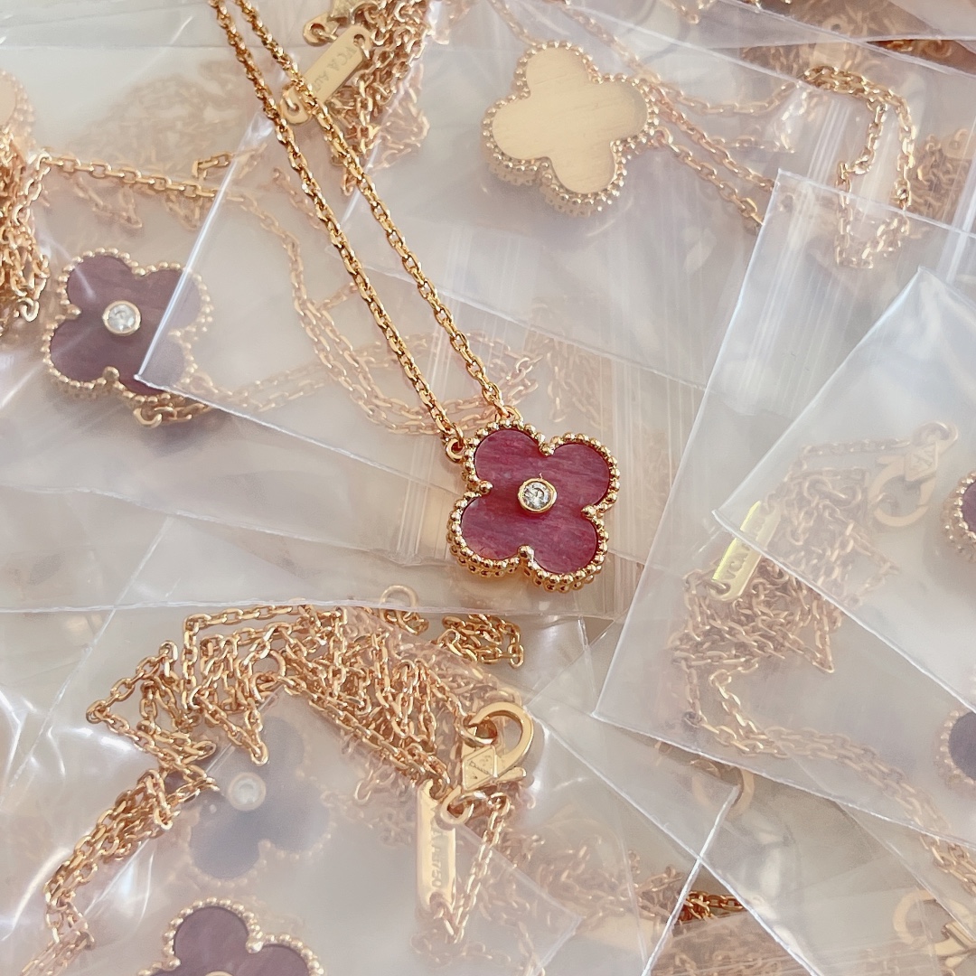 Van Cleef & Arpels VCA 2021圣诞 蔷薇石项链