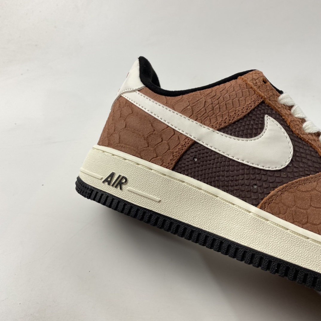 P240  NIKE Air Force 1’07 Low 空军一号低帮休闲板鞋 CV5567-200