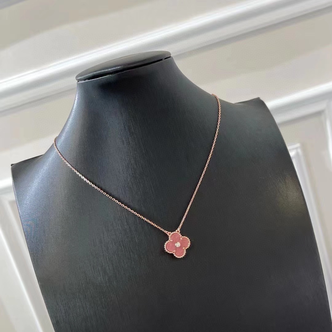 Van Cleef & Arpels vca 2021圣诞限定 蔷薇石项链