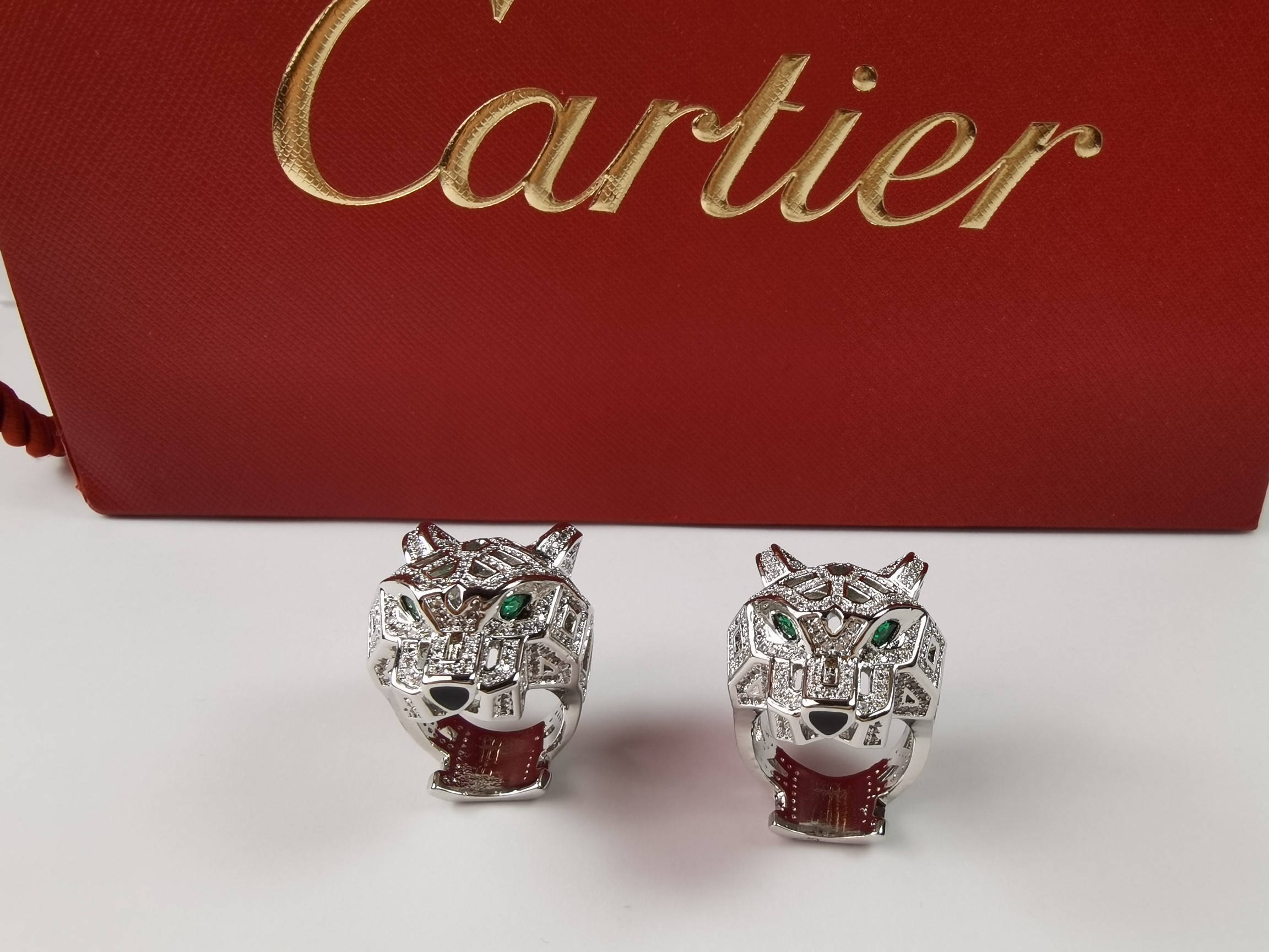 Cartier Joyas Anillo Verde Trabajo abierto Universal para hombres y mujeres