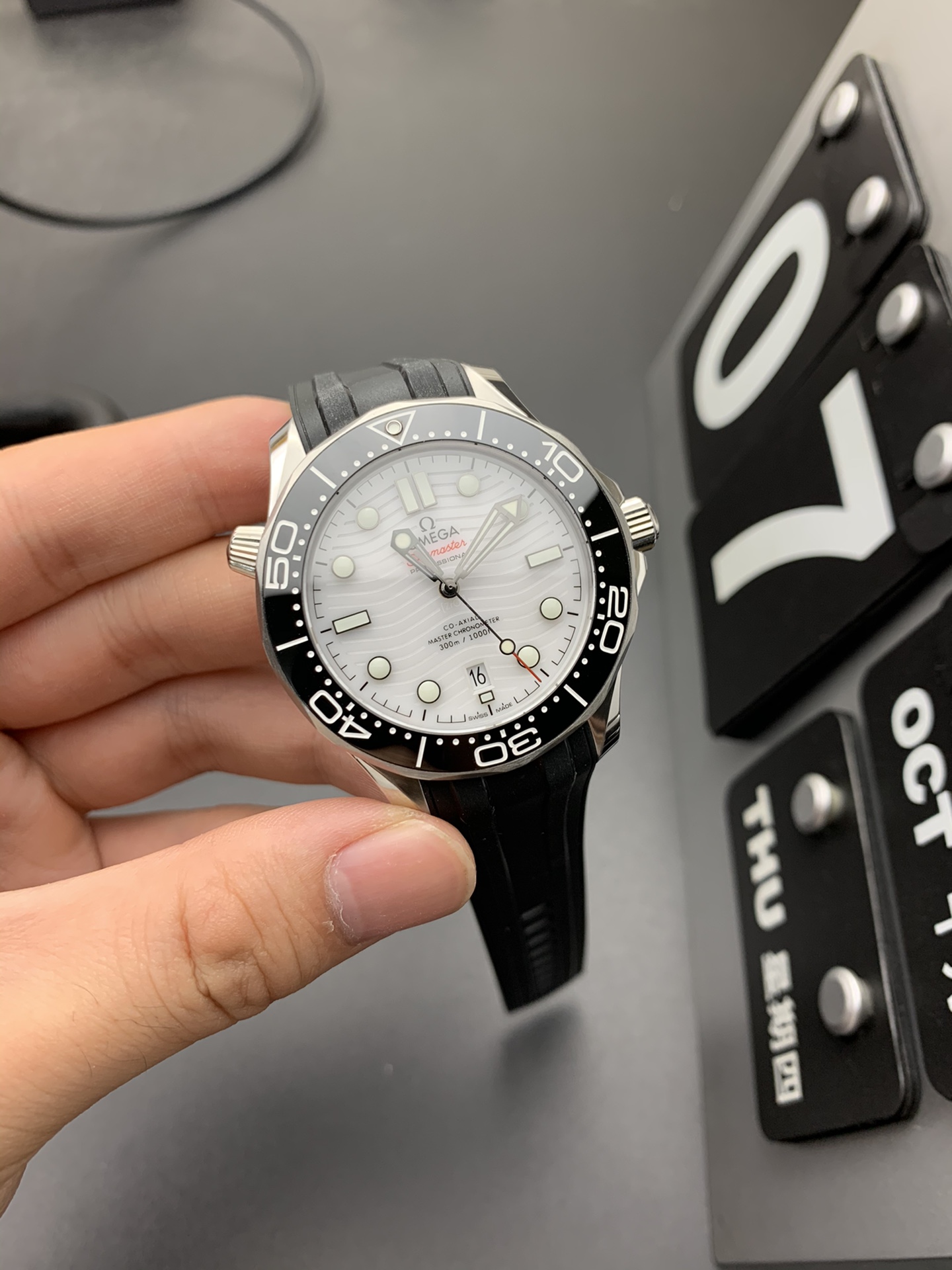 Omega 熊猫海马300