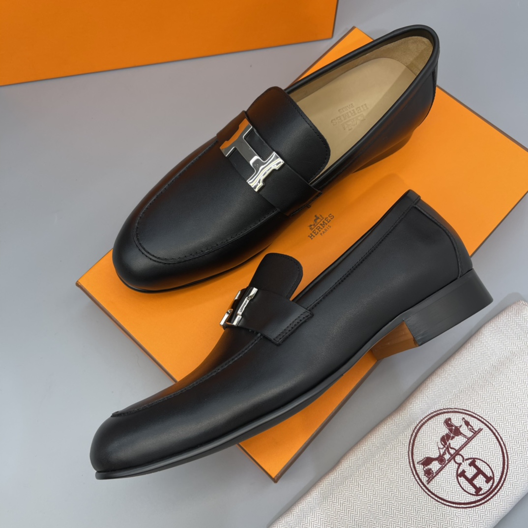 Hermes Men's Classic Leather Loafers with Iconic 'H' Buckle, Black 10 i1633596905 9192 8