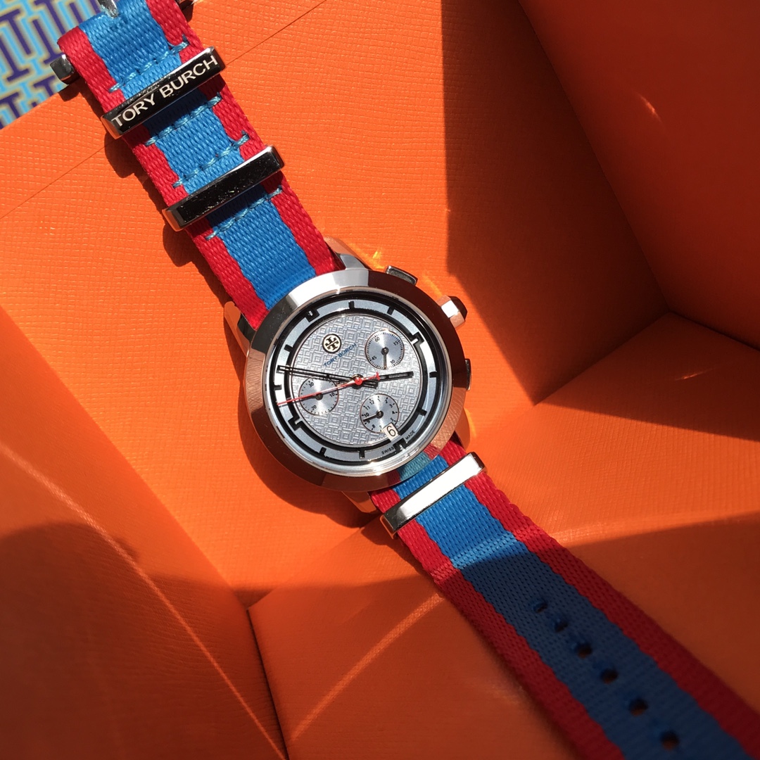Часы Tory Burch