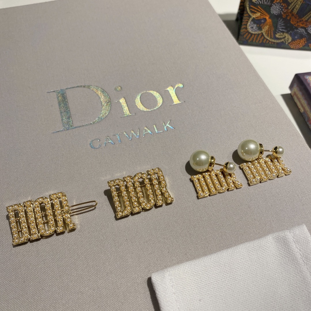 Dior D or 迪奥 珍珠字母首饰
