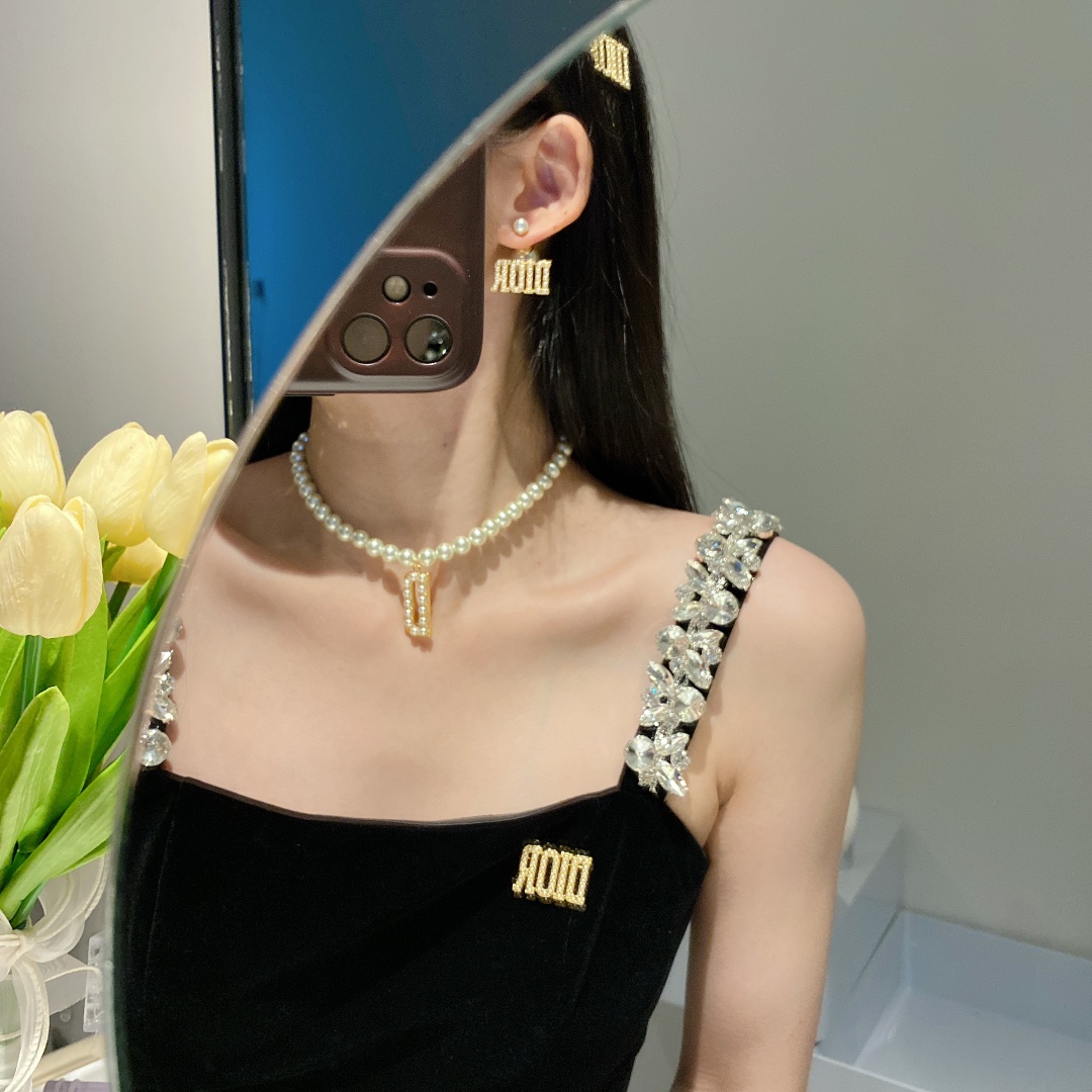 Dior D or 迪奥 珍珠字母首饰