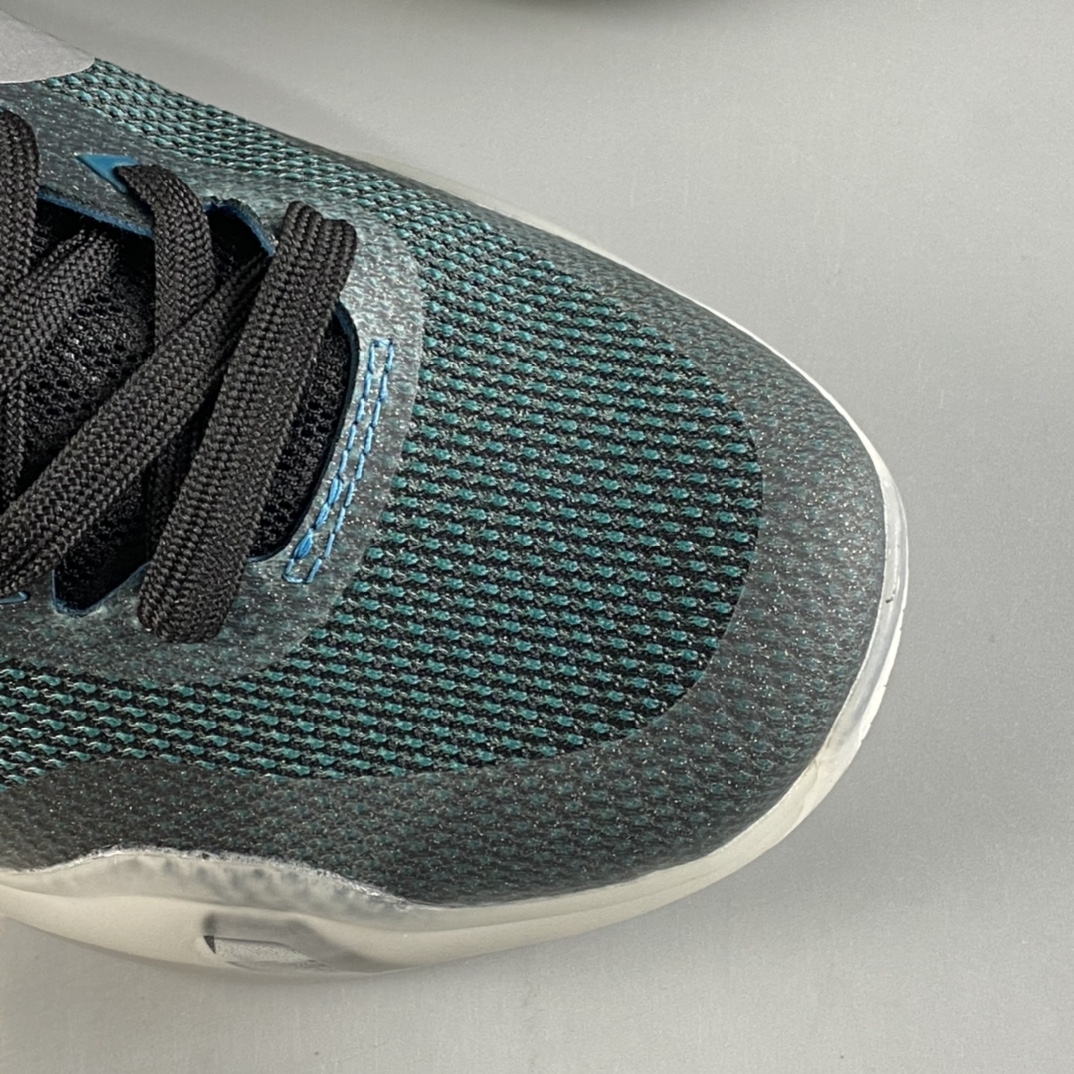 P260  NIKE Kobe 10 “Flight”科比10代篮球鞋 705317-308