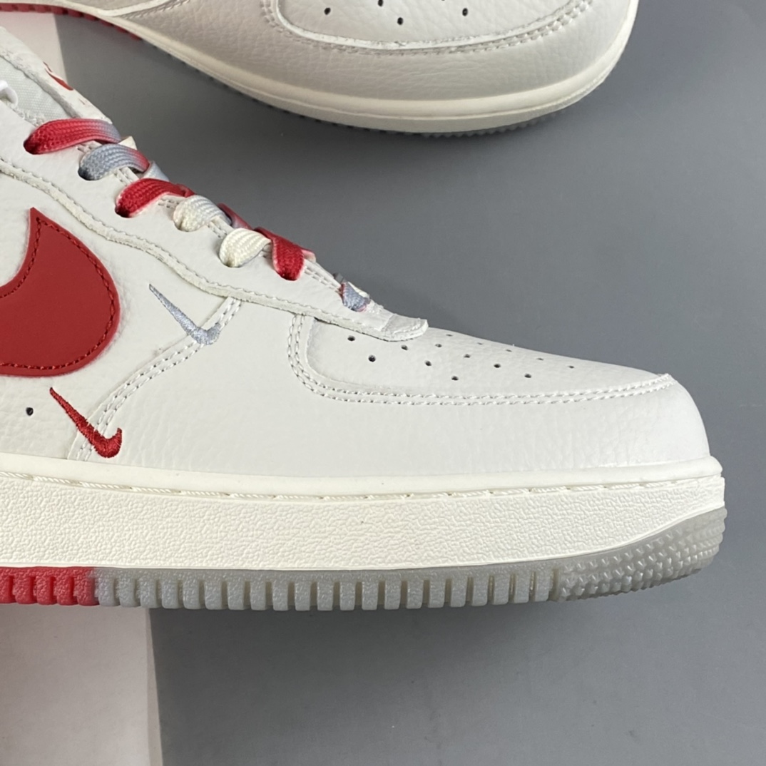 P260  NIKE Air Force 1 Low ’07 “米银红反光”多伦多猛龙队板鞋 CH2608-216