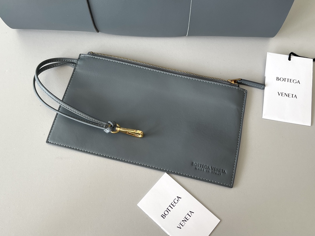 Intrecciotote皮料小羊皮颜色灰色Size38*25*14