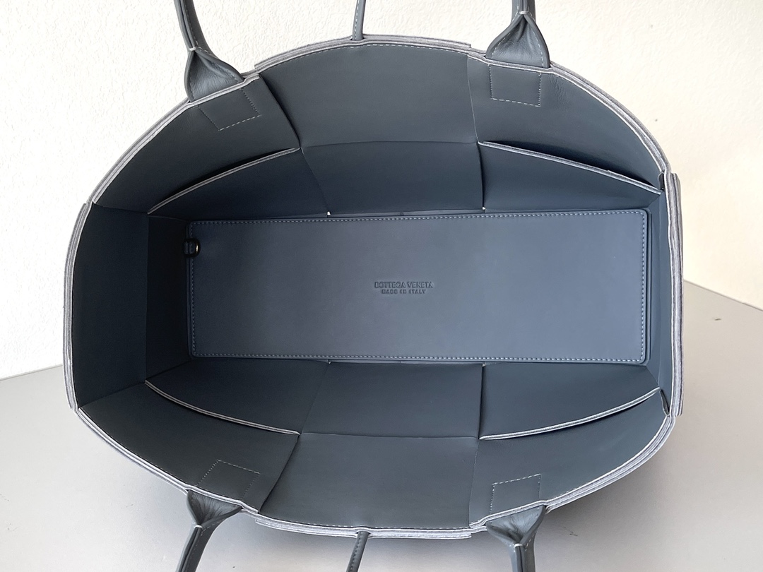 Intrecciotote皮料小羊皮颜色灰色Size38*25*14