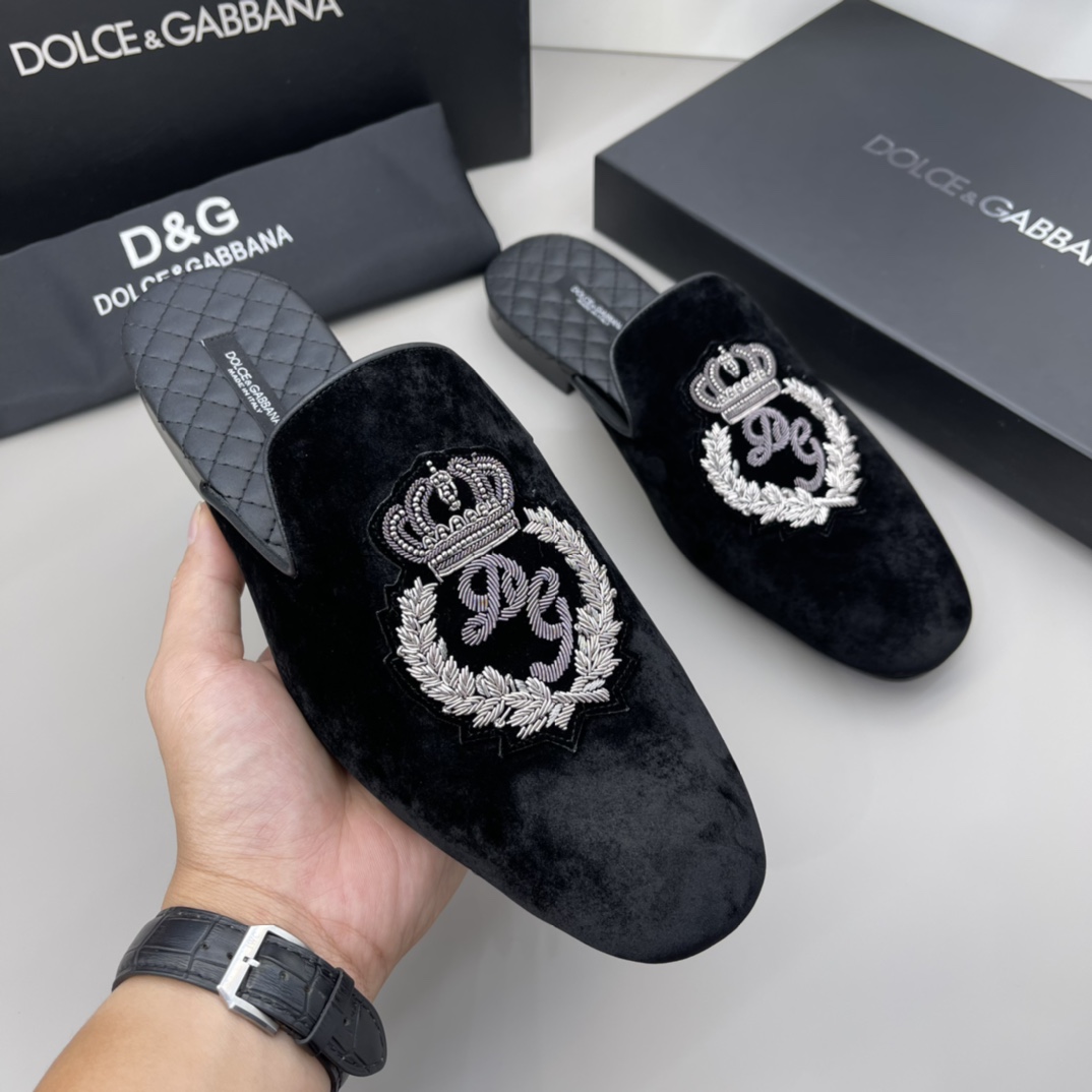 Dolce & Gabbana Velvet Slippers with Hand-Embroidered Crest, Italian Craftsmanship
