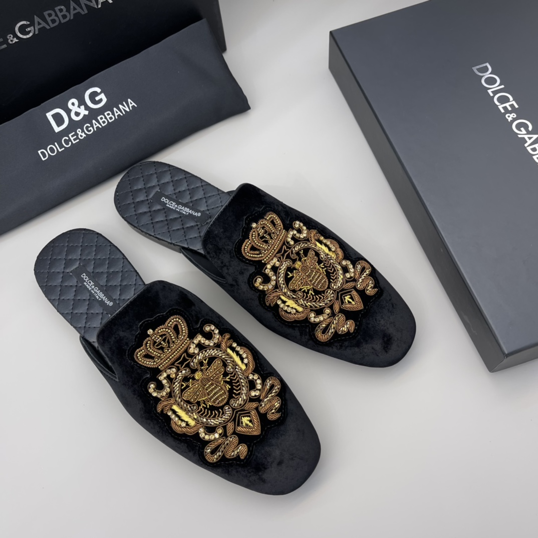 Dolce & Gabbana Velvet Embroidered Bee Crown Mules - Luxurious Comfort 6 i1633625420 3901 4