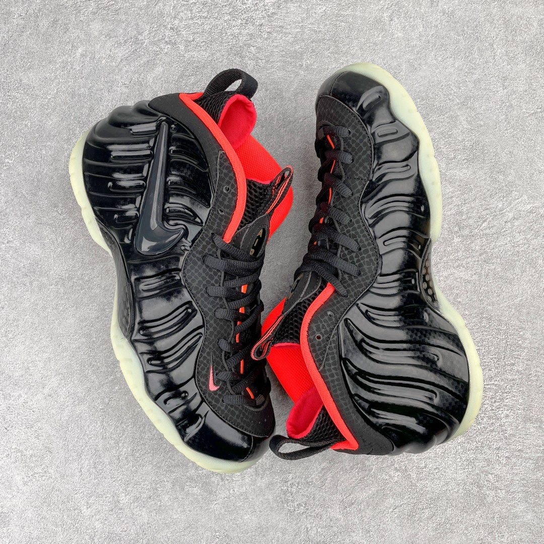 图片[3]-💰440 NK Air Foamposite Pro 黑椰子泡 莞产原底面 公司渠道同模具 鞋型发泡360度无死角 双层Zoom气垫植入 中底完美注胶 搭载原厂碳纤维材质 诞生于1997年的NK Air Foamposite系列可以说是整个球鞋历史上最为经典的系列之一 也就是我们常说的“喷”和“泡” 其中“喷”由Foamposite One代言人Penny的英文音译而来 而“泡”则来源于另一款鞋型 Foamposite Pro中\”pro\”的音译 在诞生初期 由于高昂的造价以及超前的外形 Foamposite系列的反对者不在少数 甚至有人认为这款鞋会毁掉整个球鞋行业 但事实证明这双灵感来自于甲虫 自带“黑科技”鞋面以及双层Zoom+大块碳板的太空球鞋不仅受到了大众的接受与追捧 并且成功的影响了篮球鞋的发展 SIZE：38.5 39 40 40.5 41 42 42.5 43 44 44.5 45 46 编码：by5936010-运动鞋