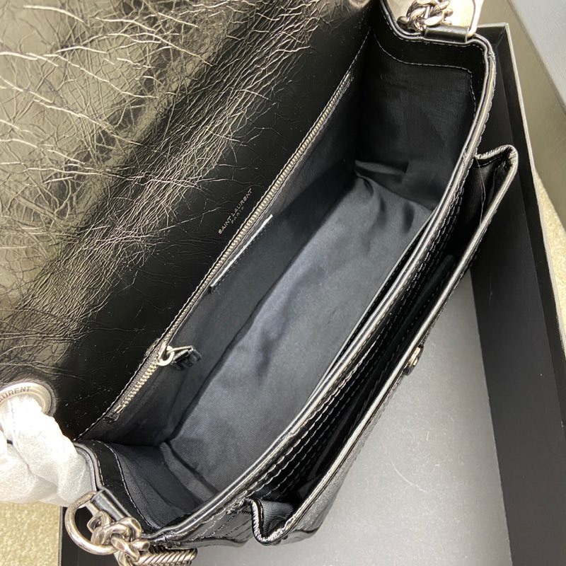 Saint Laurent 油腊黑皮/古银