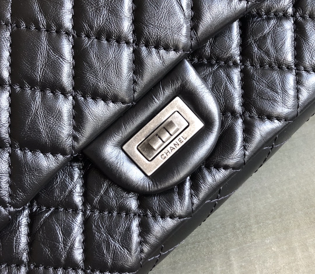 Chanel Luxury Handbag Collection 5