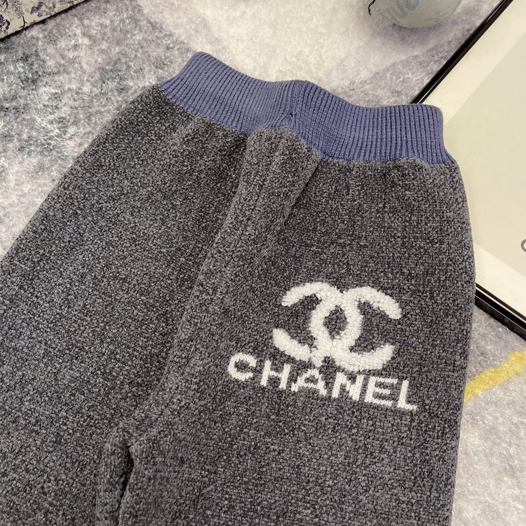 2021 Chanel New Knitting Suit: Cozy, Stylish, High-Quality Details, Various Sizes. - 图片 8
