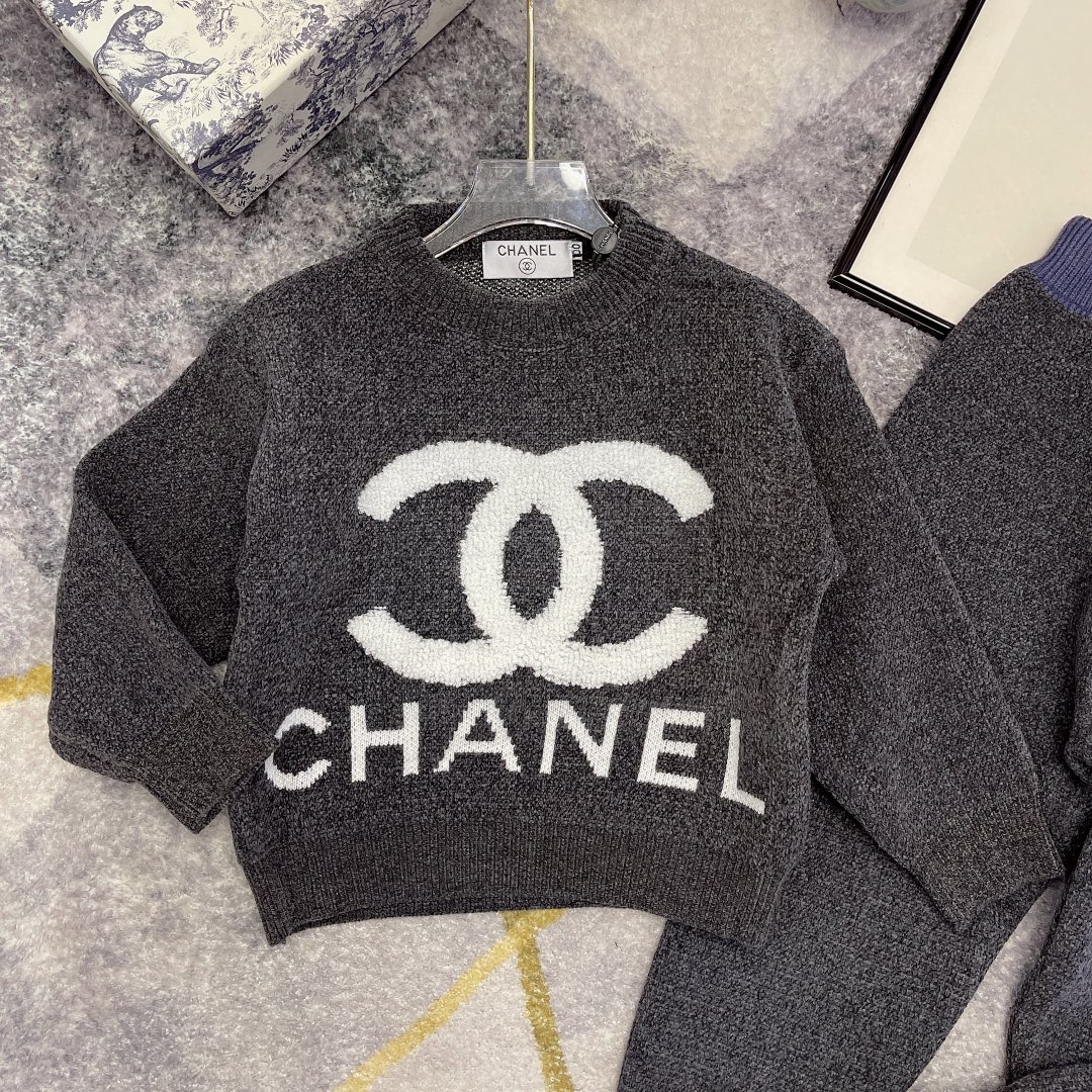 2021 Chanel New Knitting Suit: Cozy, Stylish, High-Quality Details, Various Sizes. - 图片 3