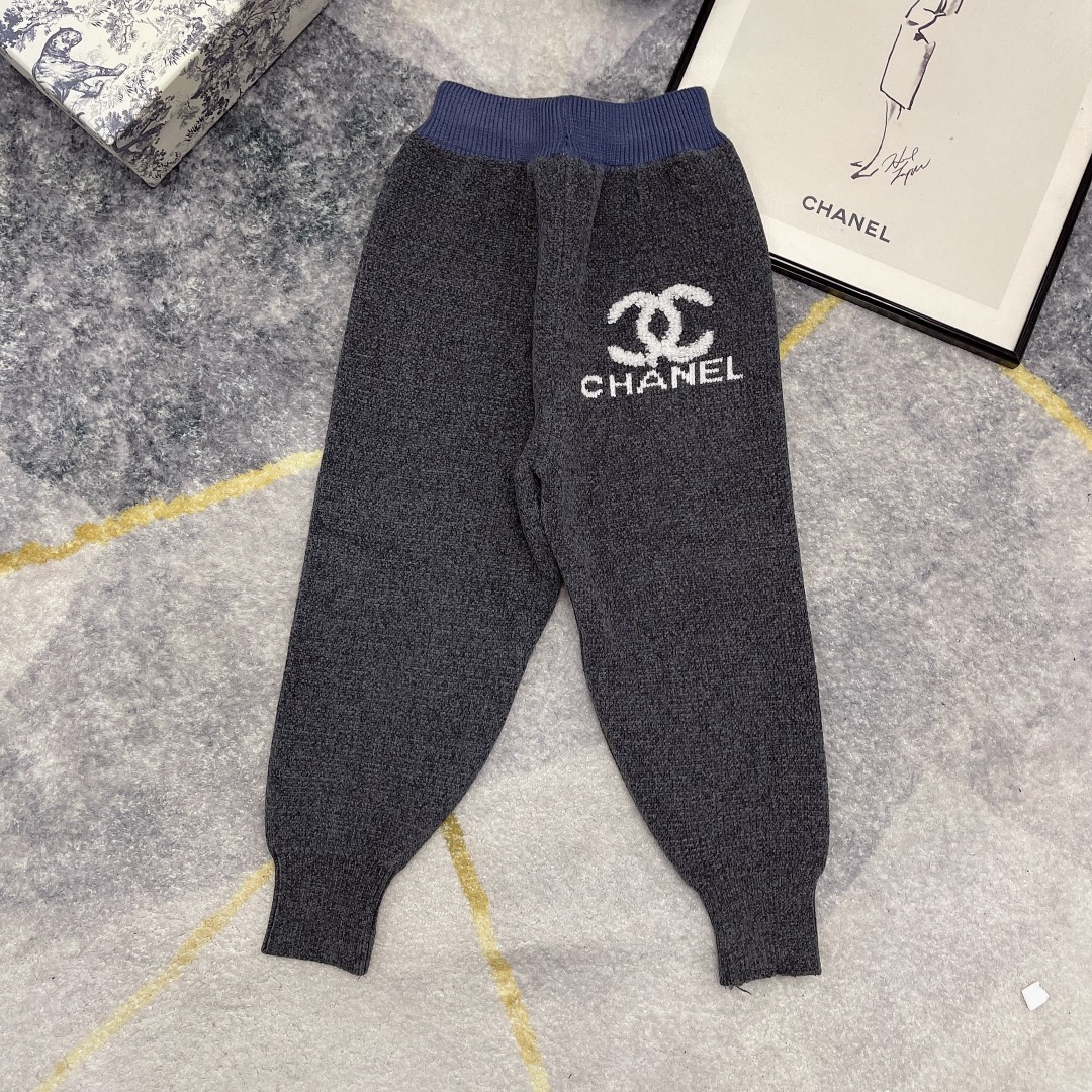 2021 Chanel New Knitting Suit: Cozy, Stylish, High-Quality Details, Various Sizes. - 图片 7