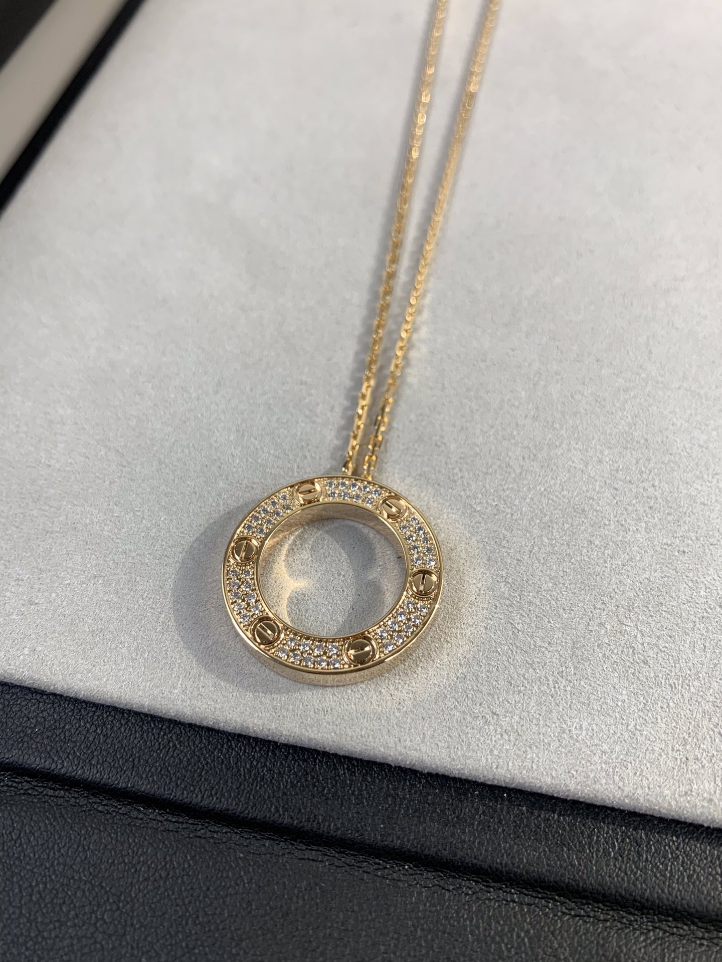 Cartier Cartier двухколцавы зашпількавы калье CNC тонкая разьба італьянскі ланцужок на заказ — вышэйшая якасць