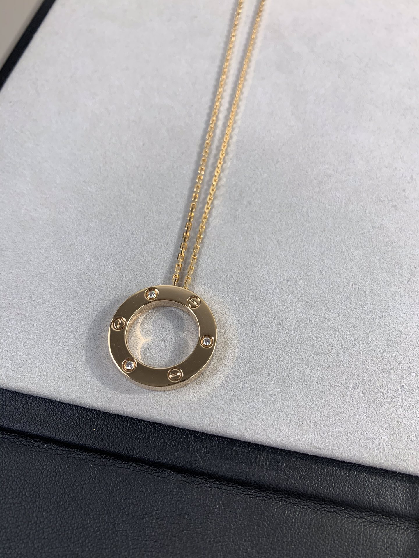 Cartier Cartier двухколцавы зашпількавы калье CNC тонкая разьба італьянскі заказны ланцужок-вышэйшая якасць