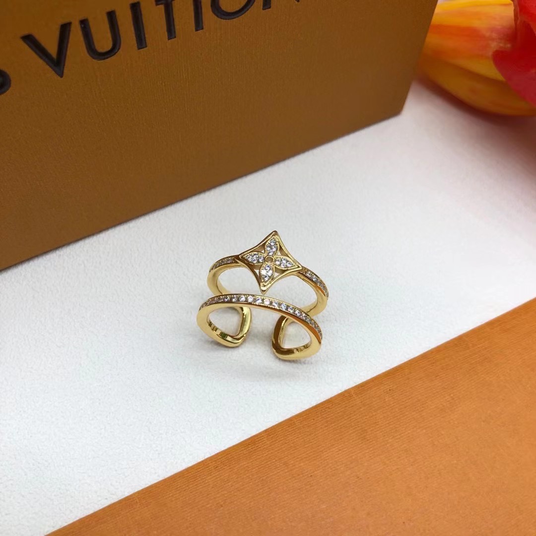 Louis Vuitton Aaaa
 Gioielleria Anello Oro Giallo