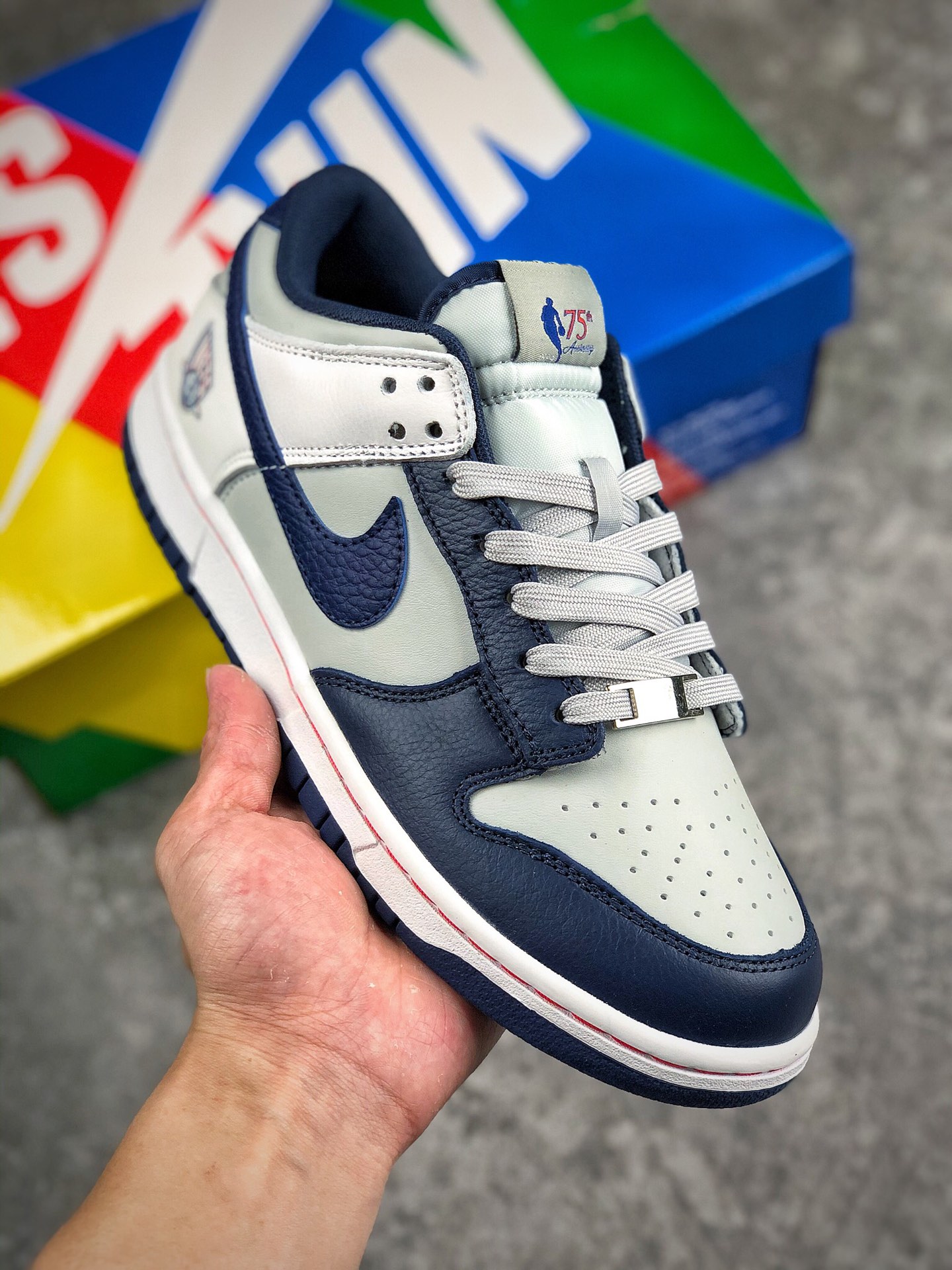 本地自取 终端放货
NK Dunk Low 