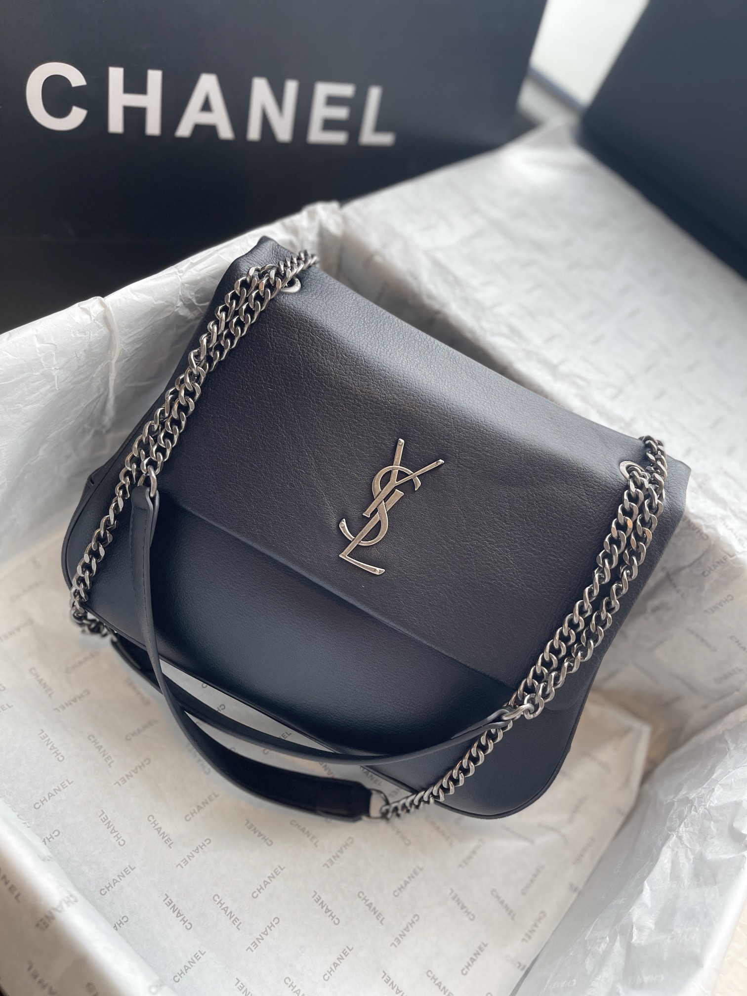 CHANEL Bicolor Chain Shoulder Bag  #415