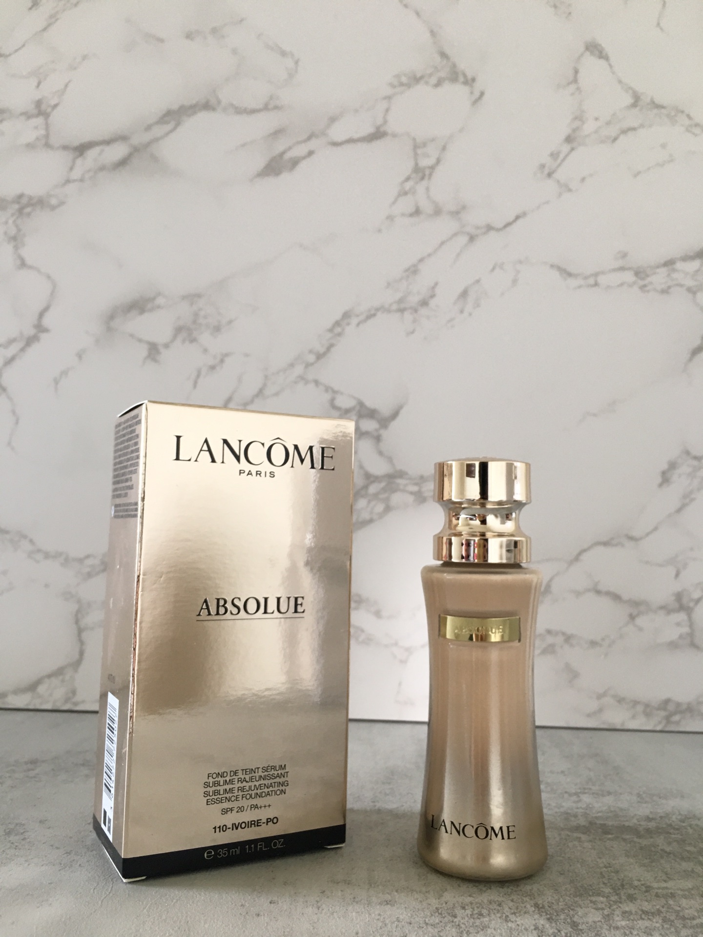 Lancome Absolue Sublime Rejuvenating Essence Foundation - Radiant Finish 2 i1633841346 9338 0