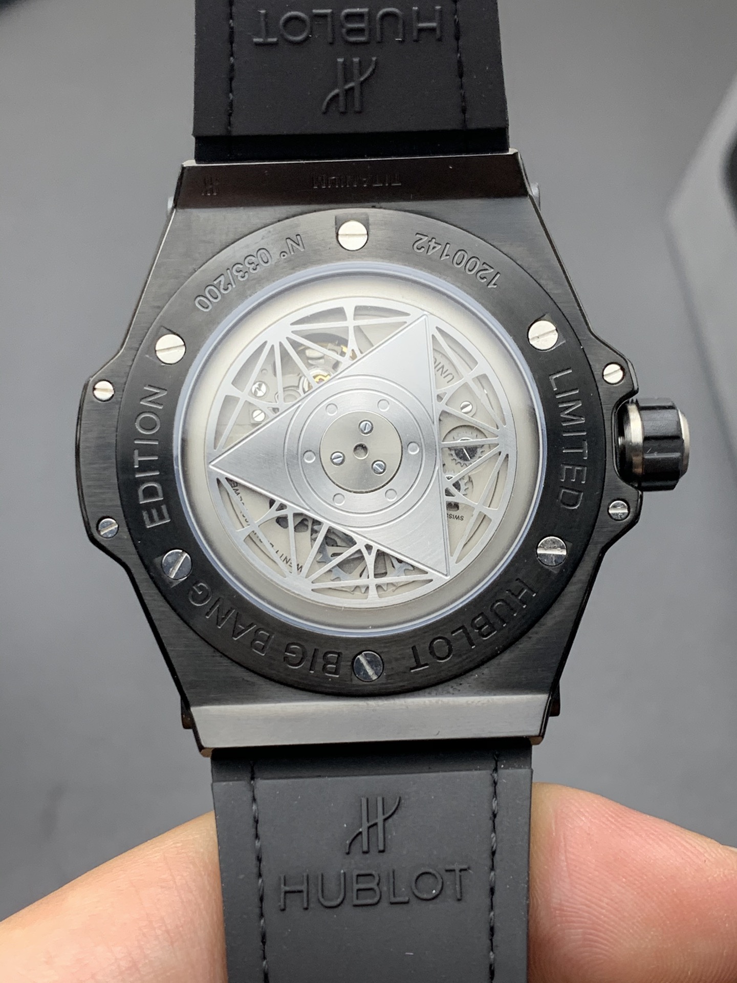 Hublot HB 钛黑刺青