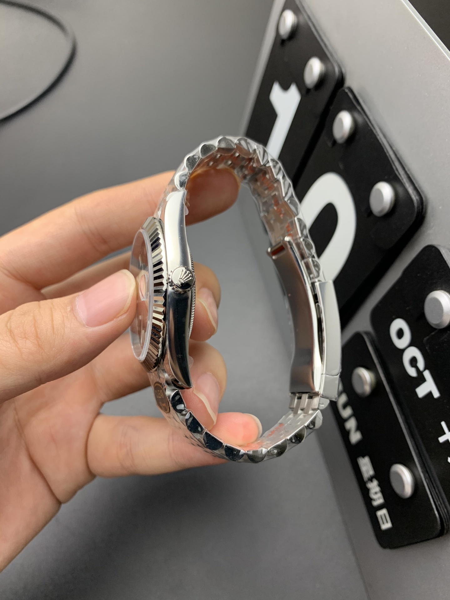 Rolex C 新品灰日志