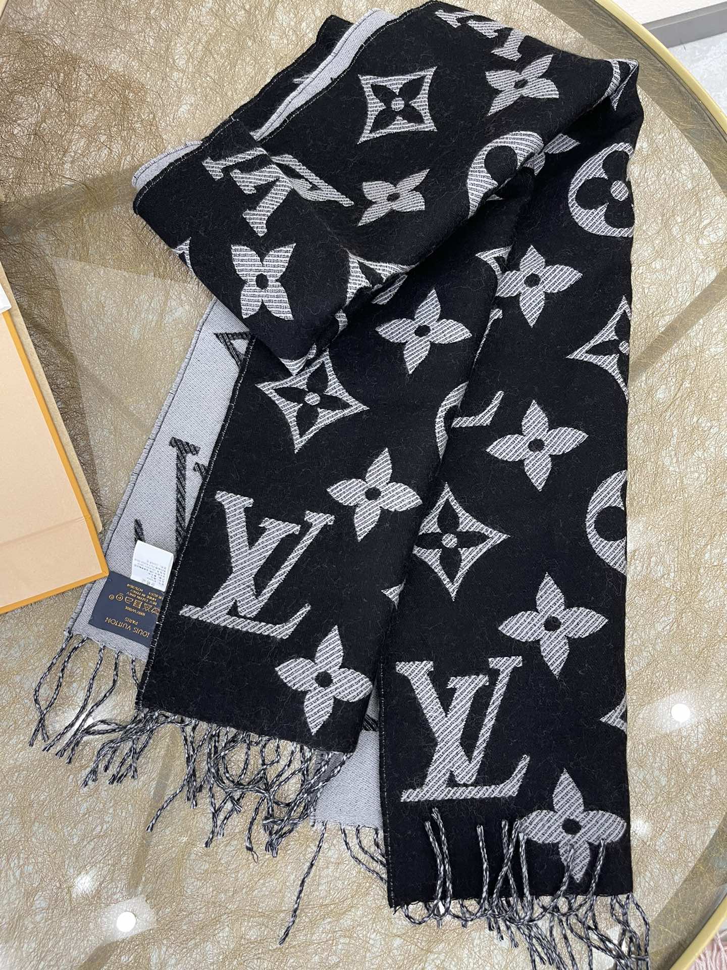 LV路易威登SIMPLY LV 羊毛长巾m76964 m76966