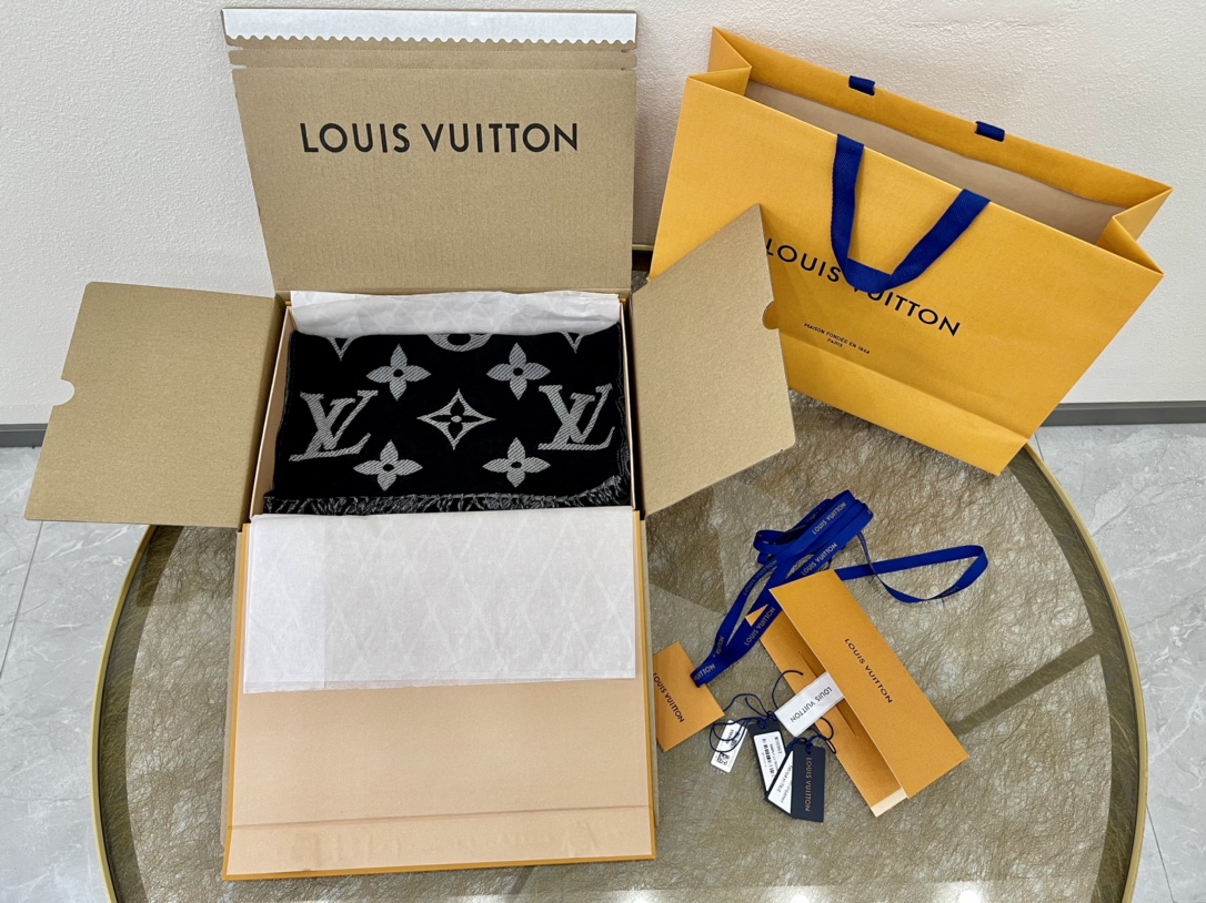 LV路易威登SIMPLY LV 羊毛长巾m76964 m76966