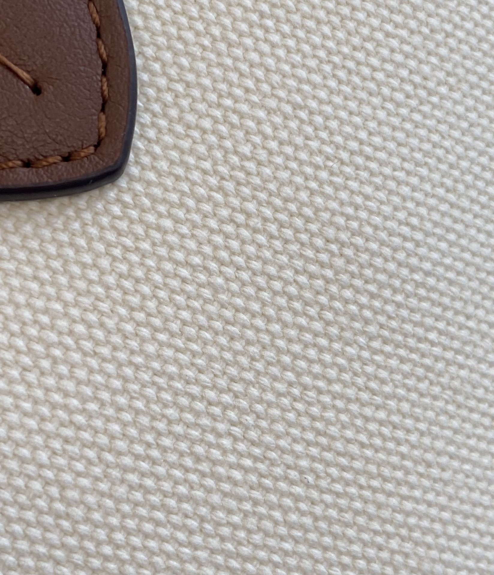 Burberry bag The original canvas density multi-strand thread is water-repellent, directly helping you save less than 10,000 yuan, just look at the details — photo 3