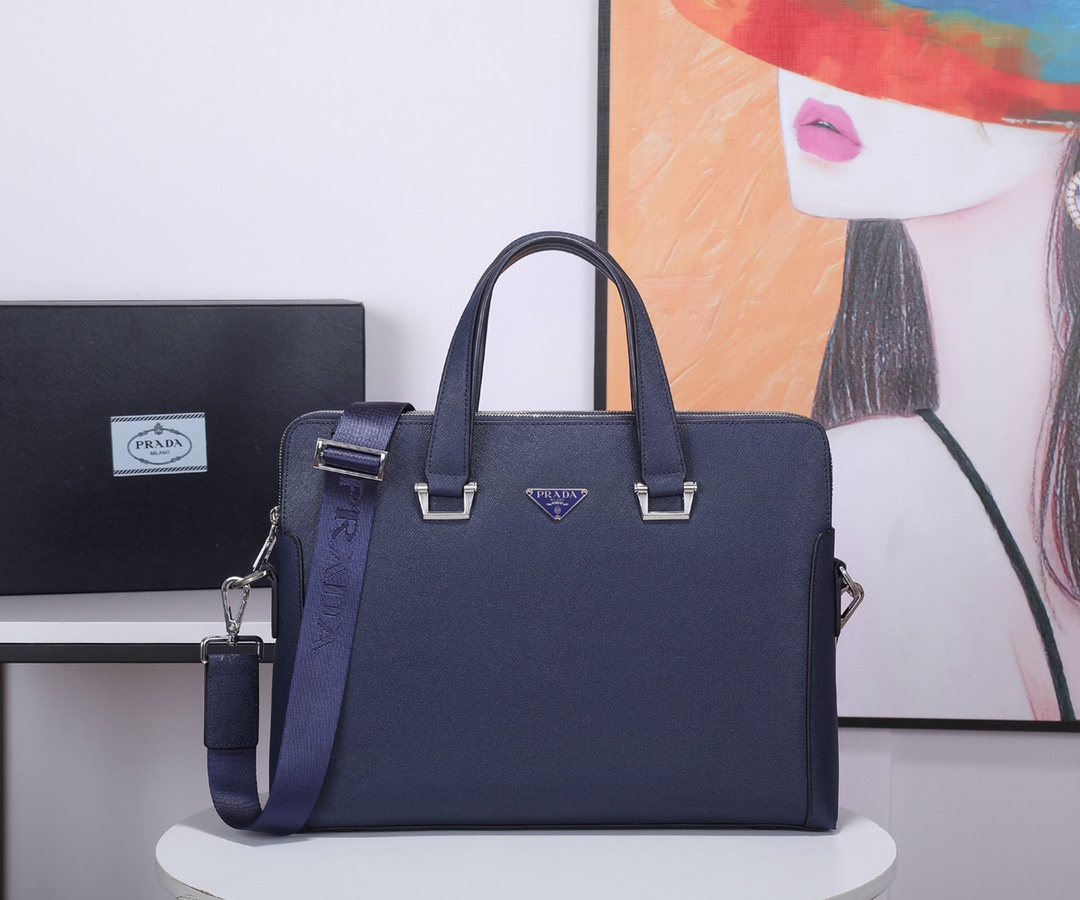 Prada PRA最新 （双拉链）【 私货男士公文包 】175代工码+意大利产地标