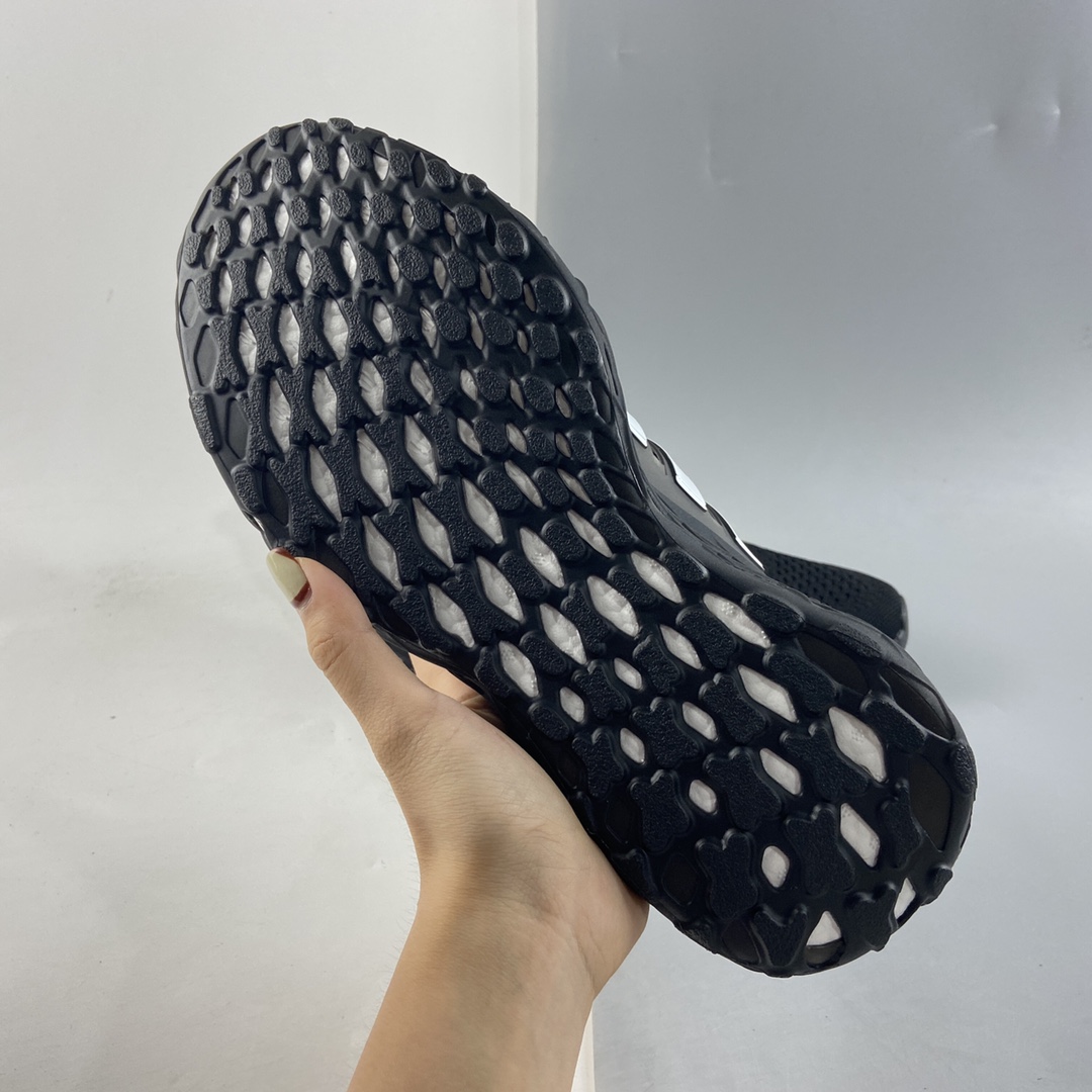 P220  AD Ultra Boost DNA Web”Black/Red”UB 8.0网系列低帮袜套式针织鞋面休闲运动慢跑鞋 GY4166