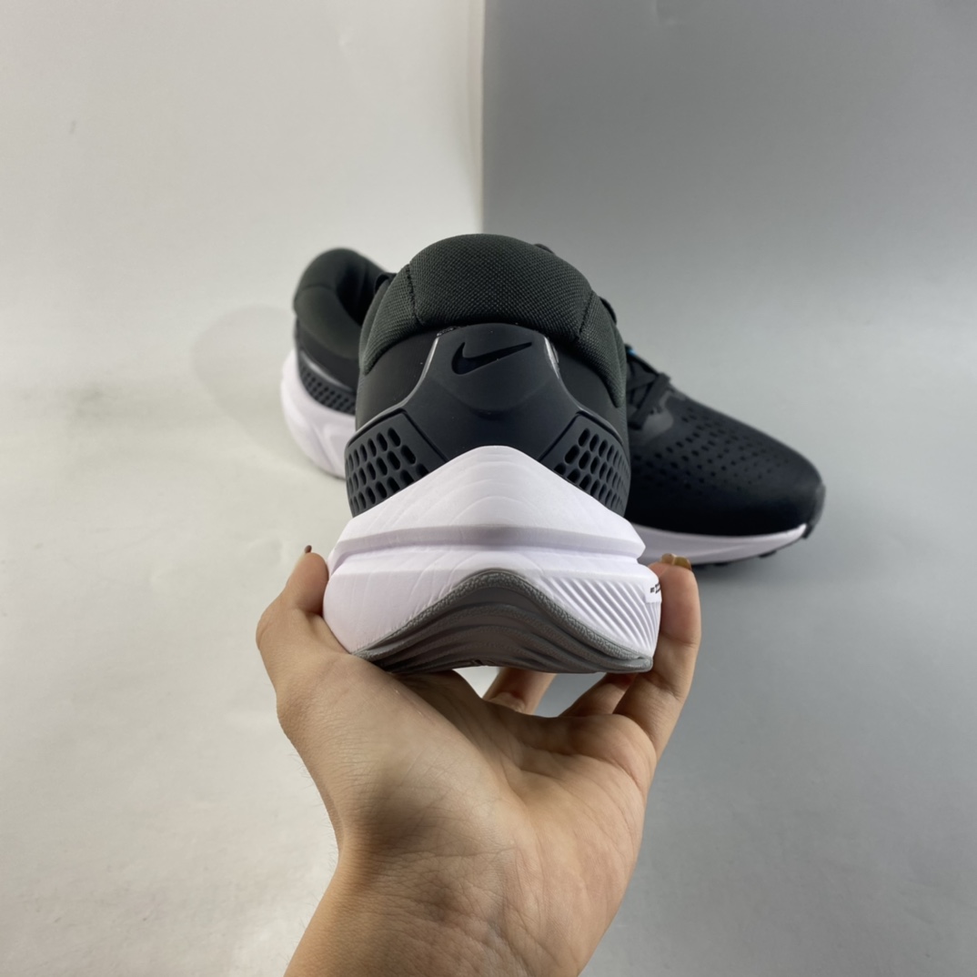 P190  NIKE Air Zoom Vomero 15 登月15代缓震透气跑步鞋 CU1855-004