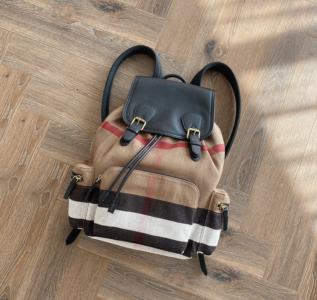 Leather-Trimmed Stripe Linen Backpack,Classic and Stylish Design 2 i1633936120 1373 0