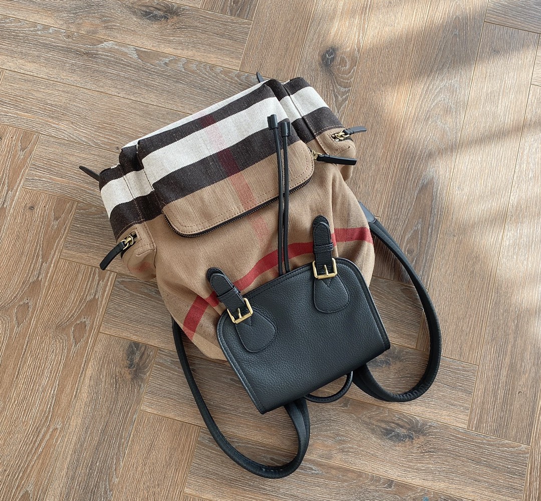 Leather-Trimmed Stripe Linen Backpack,Classic and Stylish Design 5 i1633936120 5406 3