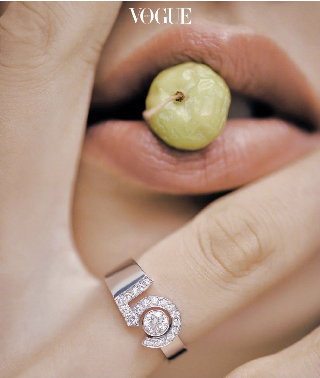 NO:633989,Choi Ara, Kim Go Eun, the same style, anniversary .5 high-end jewelry, the lucky number 5 is the creative source of the .5 series, Bai Fumei, come and get the same style, Cardia high-end jewelry19860909崔雅拉、金高银 同款  周年.5高级珠宝 幸运数字5为创意来源的.5  系列 白富美快来get 同款,,卡迪亚高端饰品,Jewelry