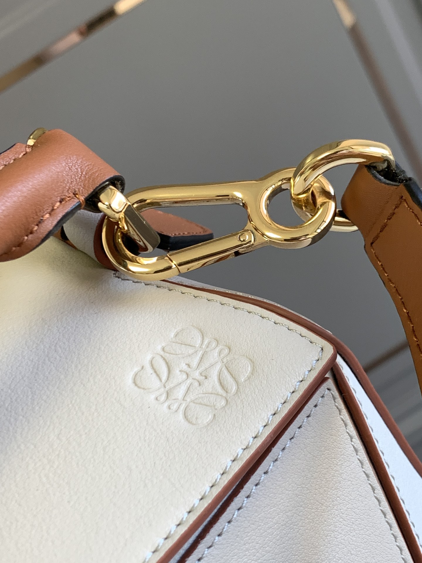 L⊚℮w℮🌟 🔥爆款Puzzle small(小号24CM）出货🎉小号几何包 以小牛皮镶嵌工制成[玫瑰]