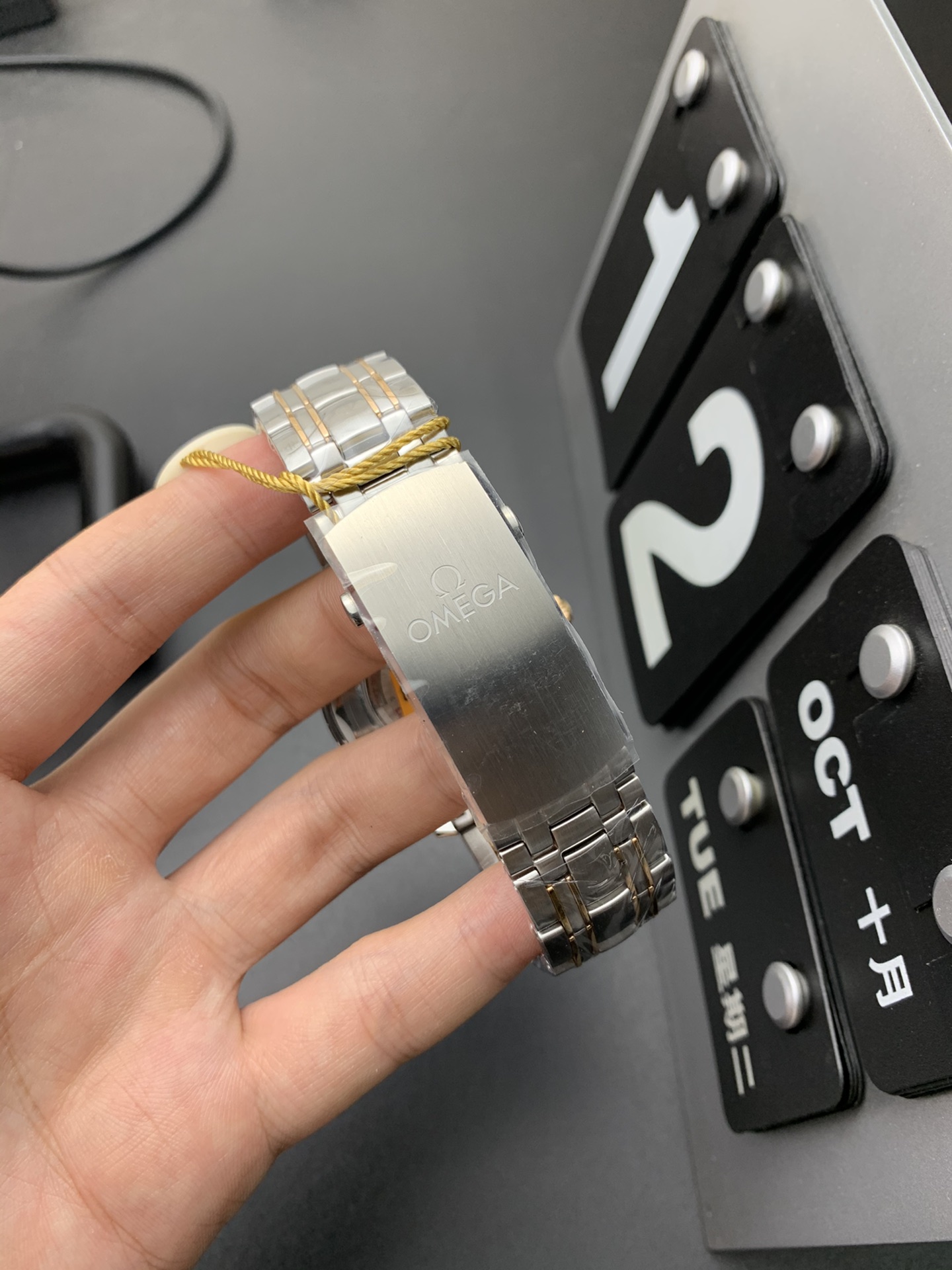 Omega OR 玫瑰金海马300