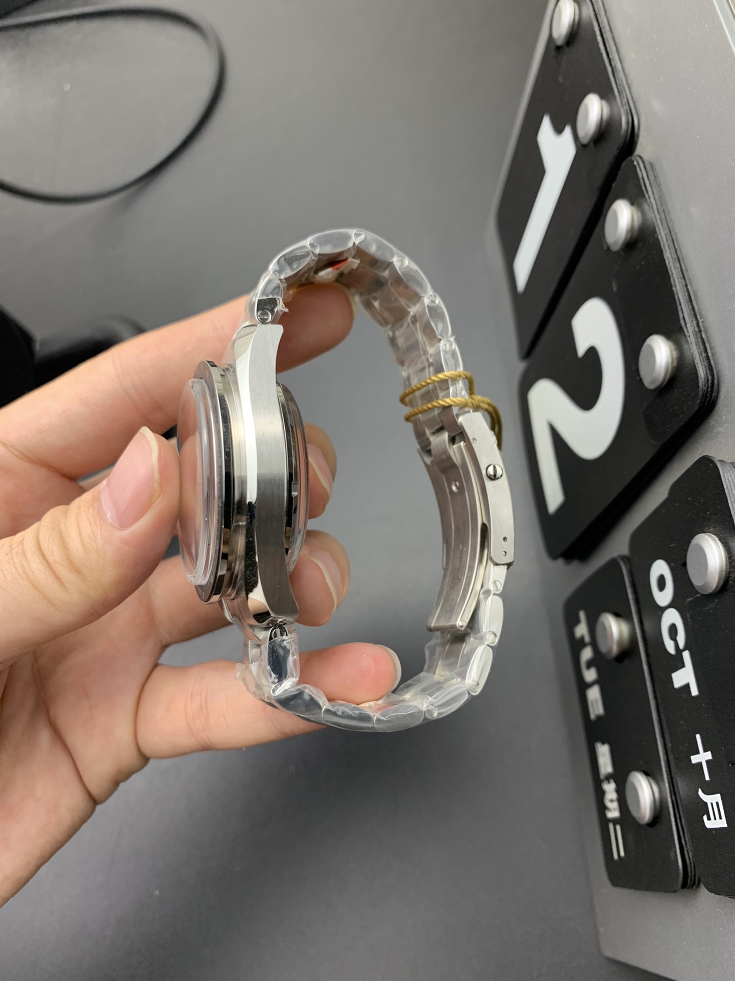 Omega OM 海马计时