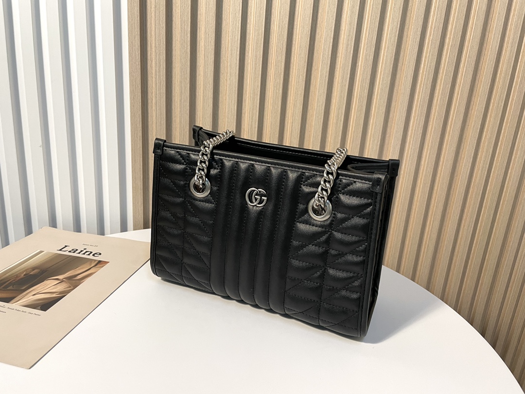 Gabriel CHANEL Matelasse Chain Shoulder Bag #QYJYA1