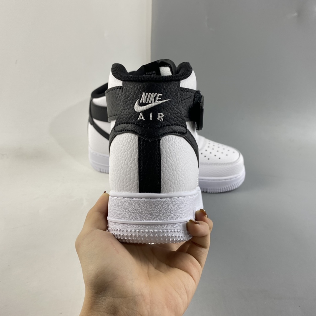 P220  NIKE Air Force 1’07 空军一号高帮休闲板鞋 CT2303-100
