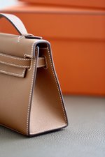 Hermes Kelly Clutches & Pouch Bags Calfskin Cowhide Epsom Mini KL220180